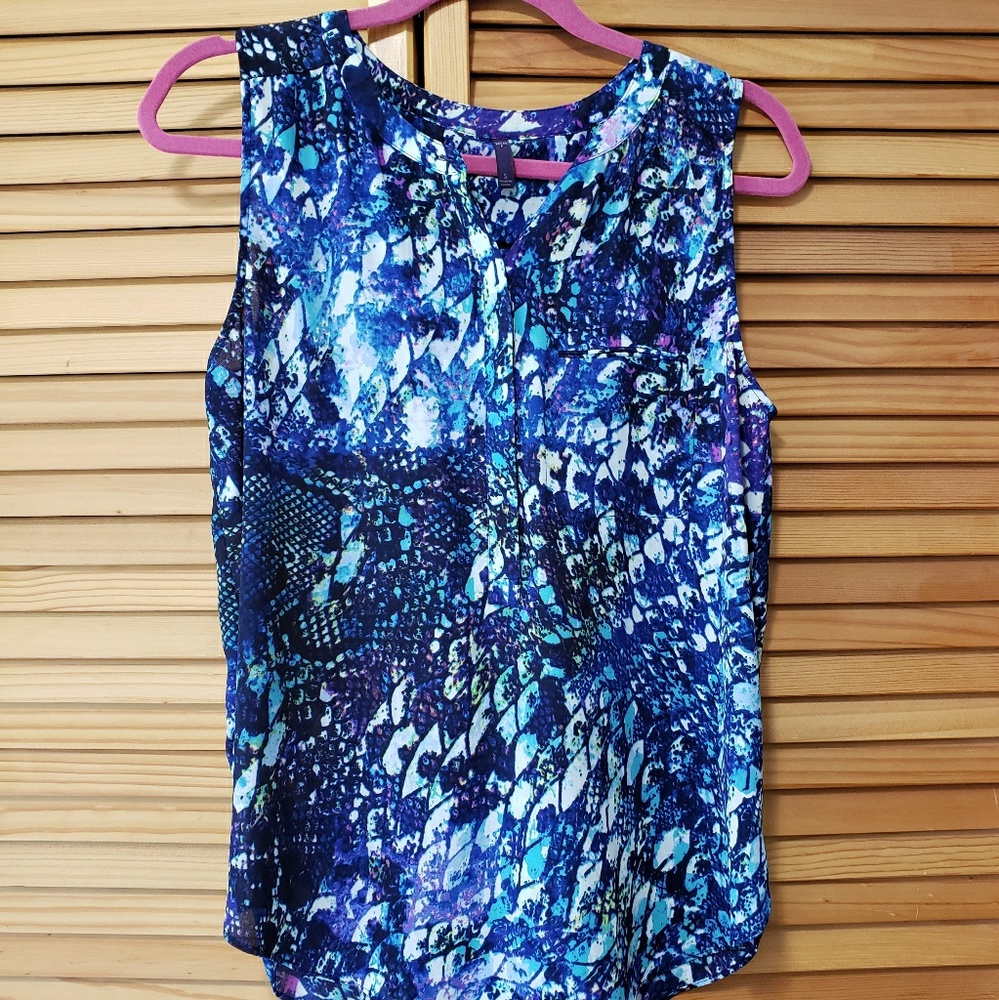 NYDJ Sleeveless Henley Blouse